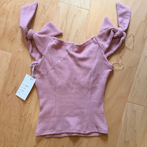 Unique Vintage Pink Textured Blouse - Picture 4 of 4